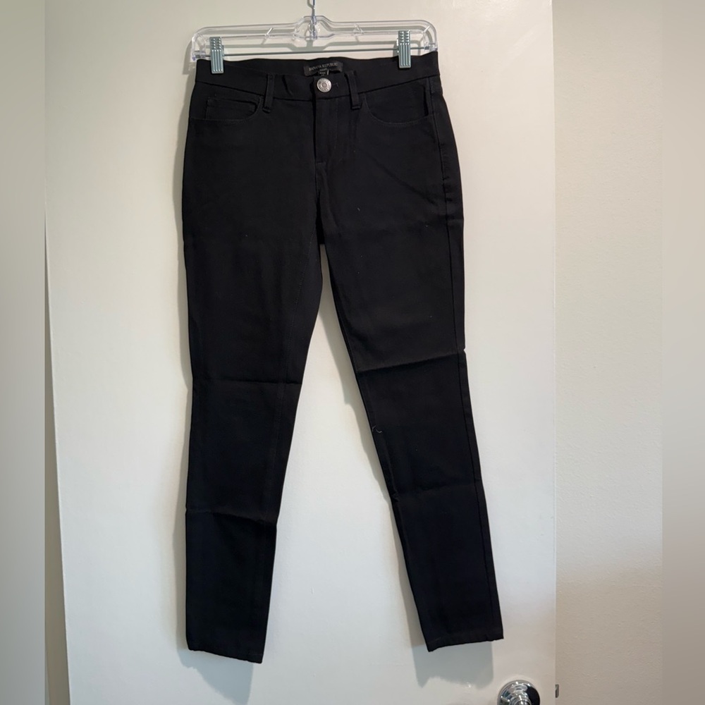Banana Republic Black Ankle Pant